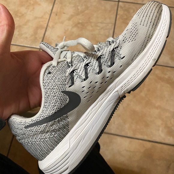 Nike sneakers - Picture 6 of 6